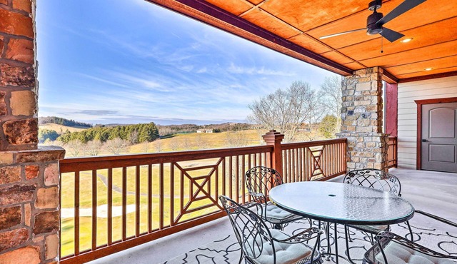Laurel Fork Condo on Olde Mill Golf Course!