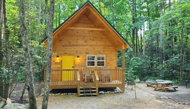 Laurel Haven a Modern Cabin Retreat near Gatlinburg