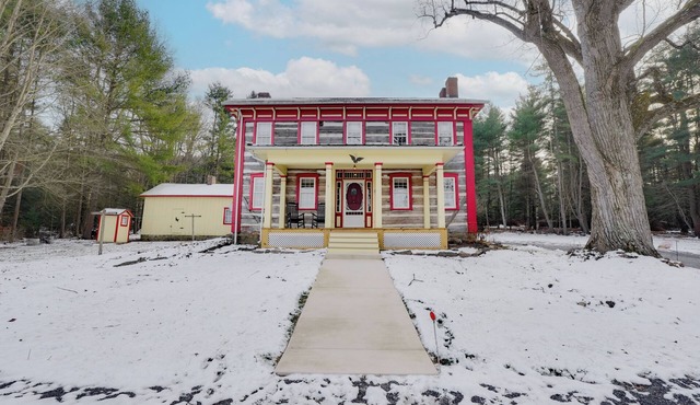 Laurel Haven | Private Pool + Fireplace