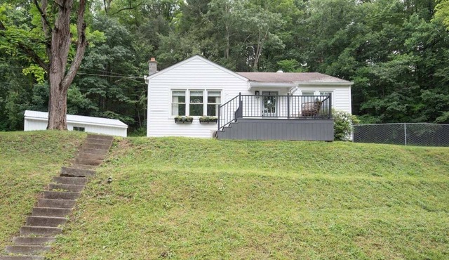 Laurel Hill Cottage