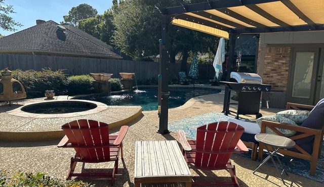 Laurel Lane Oasis - Sleeps 12 + Pool + Game Room