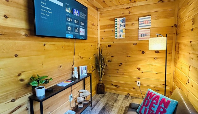 Laurel Lodge hunting,fishing, glamping, hiking.