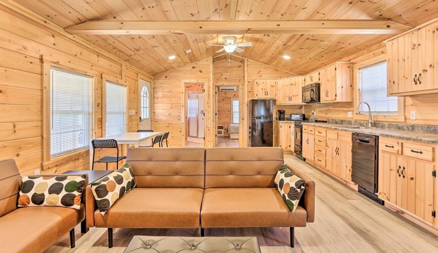 Laurelville Cabin < 11 Mi to Old Man's Cave!