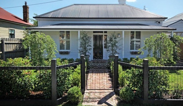 Lauriston House in the heart of Kyneton