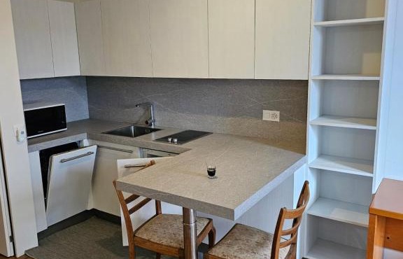 Lausanne, Joli Studio Petite-Source