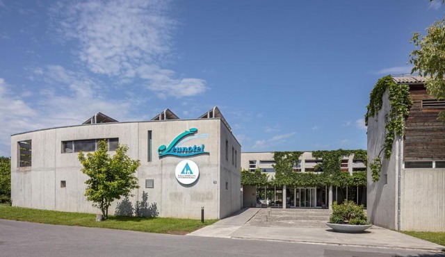 Lausanne Youth Hostel Jeunotel