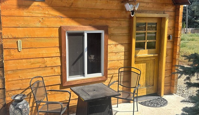 Lava Hot Springs Country Cabin