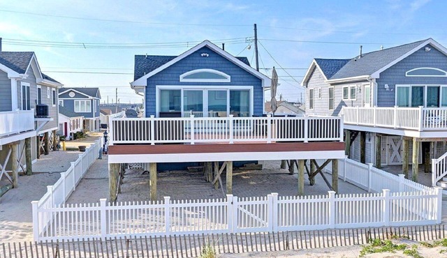 Lavalette facing the sea!
