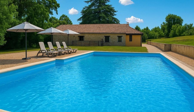 Lavanda House: Large Gite 7 Pers, Swimming Pool, Leisure & Kitchen Pro.