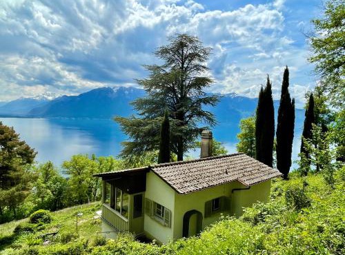 Lavaux Lodge - Romantic escape with magic views!