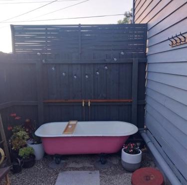 Lavender Cottage - Cute, Cosy & Pet Friendly