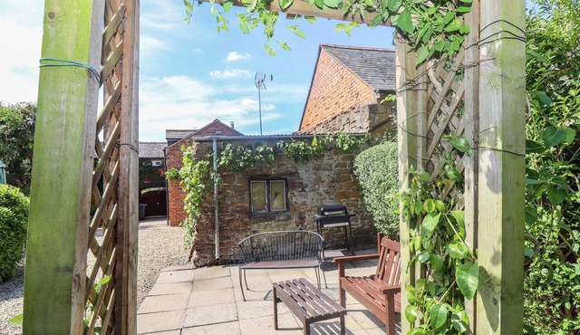 LAVENDER COTTAGE, BRAILES, family friendly, with open fire in Brailes