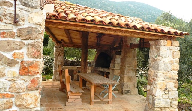 Lavender Cottage-Two Bedroom Holiday Cottage with Terrace