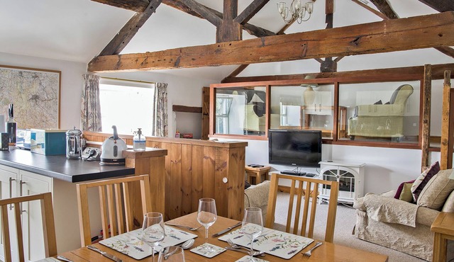 Lavender Cottage - UK4061