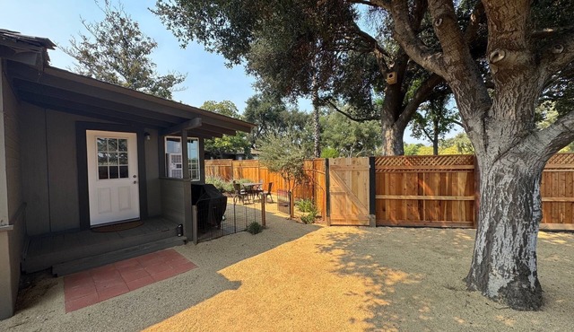 Lavender Farm Carriage House