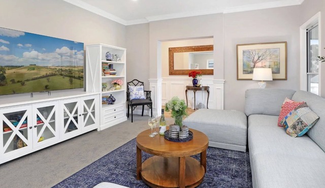 Lavender Haze – serene luxe retreat