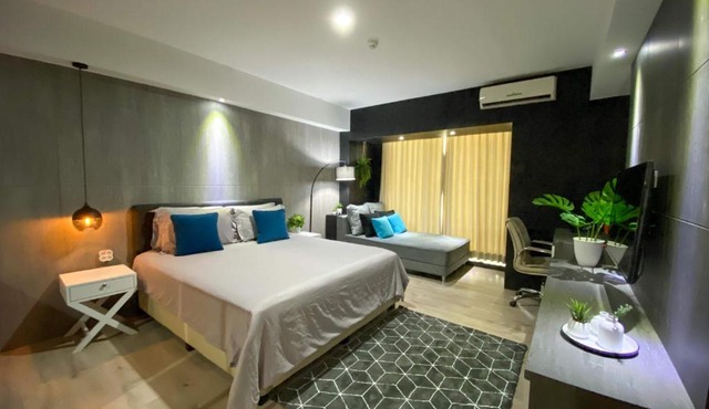 Lavenderbnb Room 8 at Mataram City
