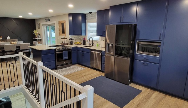 Lavish Renovated Lake Home on Shamineau - HIGHLY RATED!