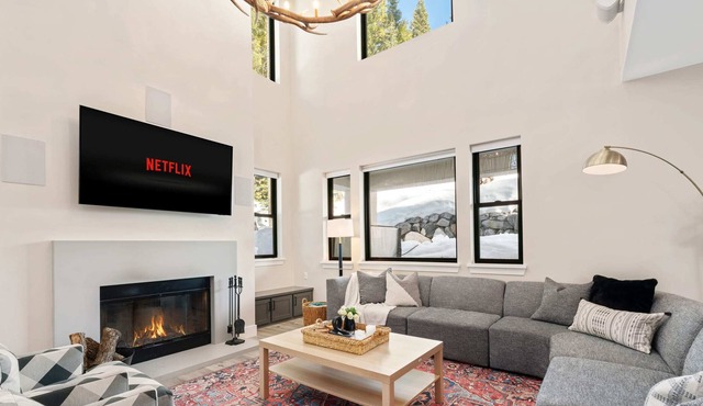 Lavish Retreat w/ Hot Tub, Steam Room, & Game Room