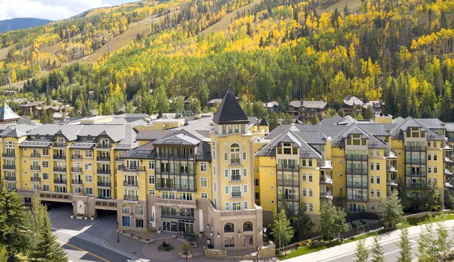 Lavish Ritz Carlton Residence in Vail! AC, Short Walk to Slopes, Dining