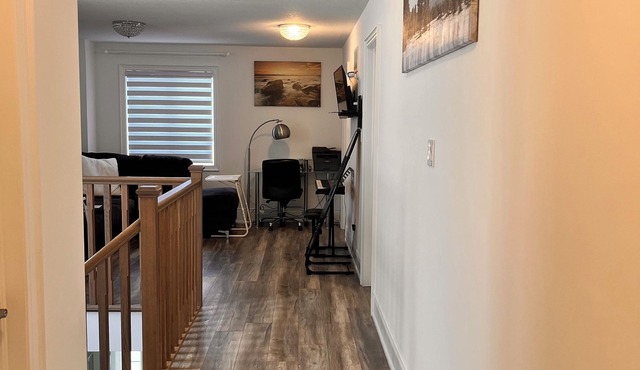 Lavishly furnished duplex. 4 bedrooms, 4 washrooms, accommodates up to 8 people