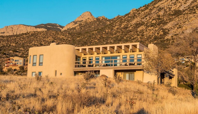 Lavishly Remodeled House With Spectacular Views