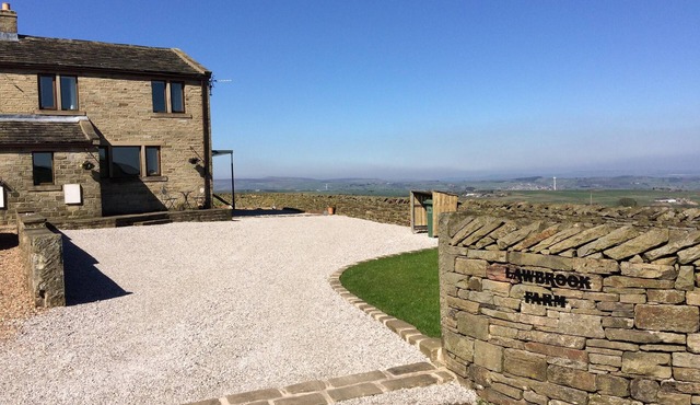 Law Brook Farm cottage with stunning views .