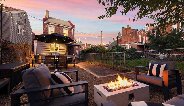 Lawrenceville Gem: 2 Kings & Cozy Yard