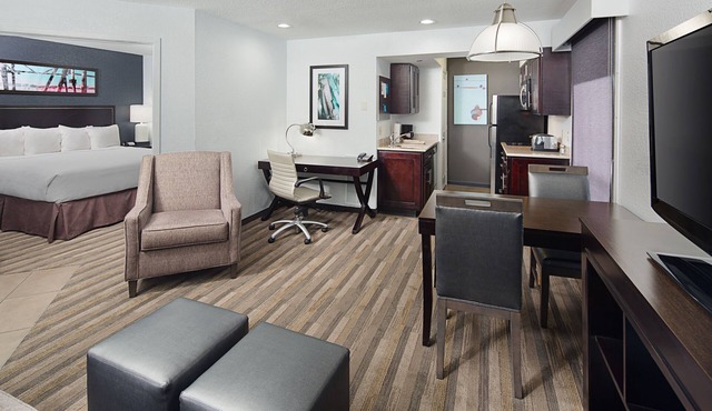 LAX Manhattan Beach Hotel