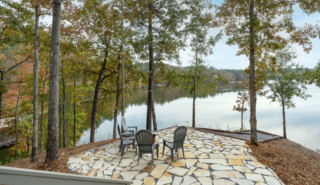 Lay Lake Cabin @ Piney Point on Peckerwood Creek!