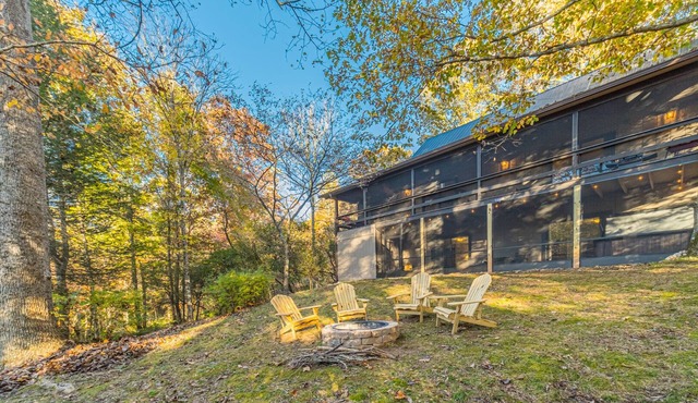 Lazy Bear Cottage | 3BR 3BA Creek Front Retreat | Game Room | Hot Tub | Creek