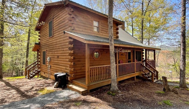 Lazy Bear Lodge - minutes to John C Campbell Folk School