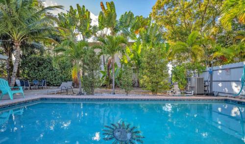 Lazy Cabana- Pool Canal Wilton Drive