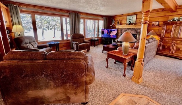 Lazy Day Bay Cottage On Catchacoma Lake
