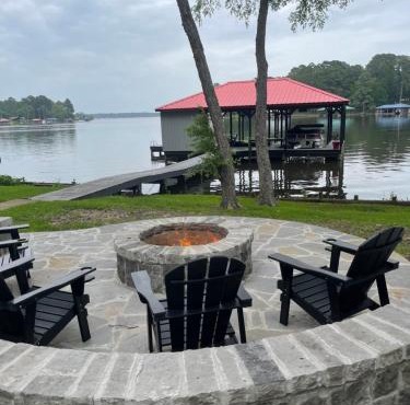 Lazy Days Lakehouse