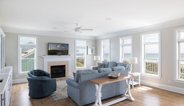 Lazy Days, Oceanfront House in Emerald Isle, NC!