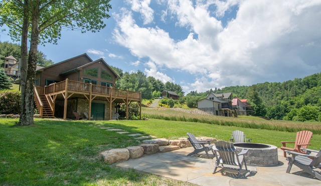 Lazy Days on the New River | Waterfront Cabin | Close to Downtown