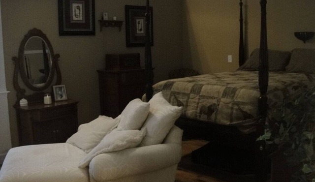 Lazy G #2 Bridal Suite