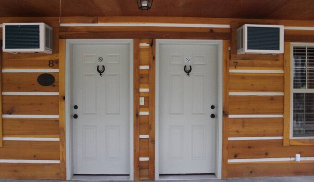 Lazy G Cabin #7 (Duplex)