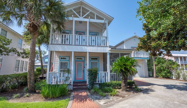 Lazy Magnolia by Salt Water Vacations