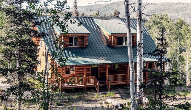 Lazy Moose Lodge - Your Park City Mountain Getaway