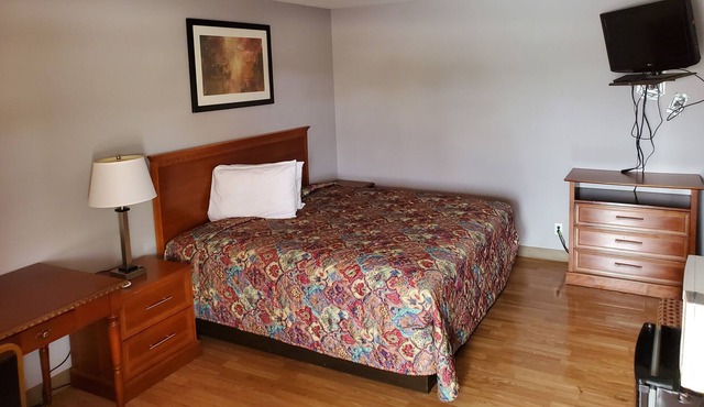 Lazy T Motel