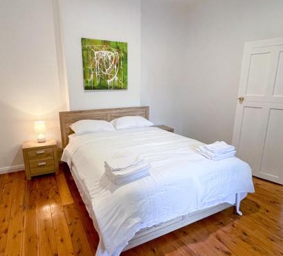 LCF Rosehill Accommodation 3 free car parking inside property G2