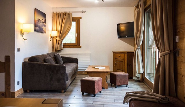 LCZ - Charmant T4 spa et piscine, 4*