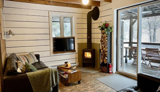 Le 10 - Spa Sauna Shower Bromont Lac-Brome