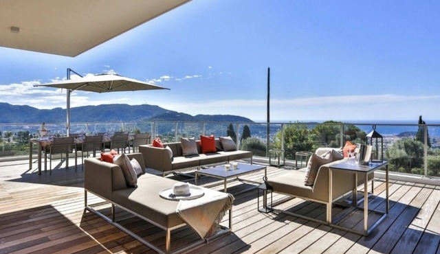 Le 120m2 - luxury, swimming pool, terrace and garage