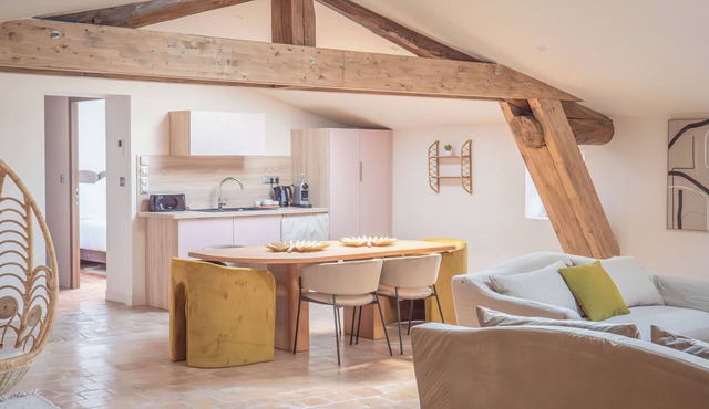 Le 1789, Gîte Haut de Gamme Pour les Amoureux de Rêverie, Avec Piscine et Sauna