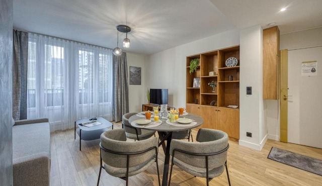 Le 18 Prévost - Square