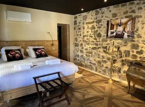Le 19 Chambre Chapelle 43m2 - Centre Historique - Clim