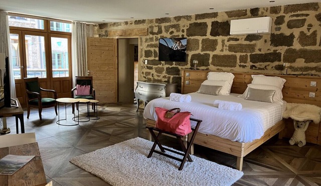 Le 19 - Suite 19 | 50m2 | Centre Historique | Clim